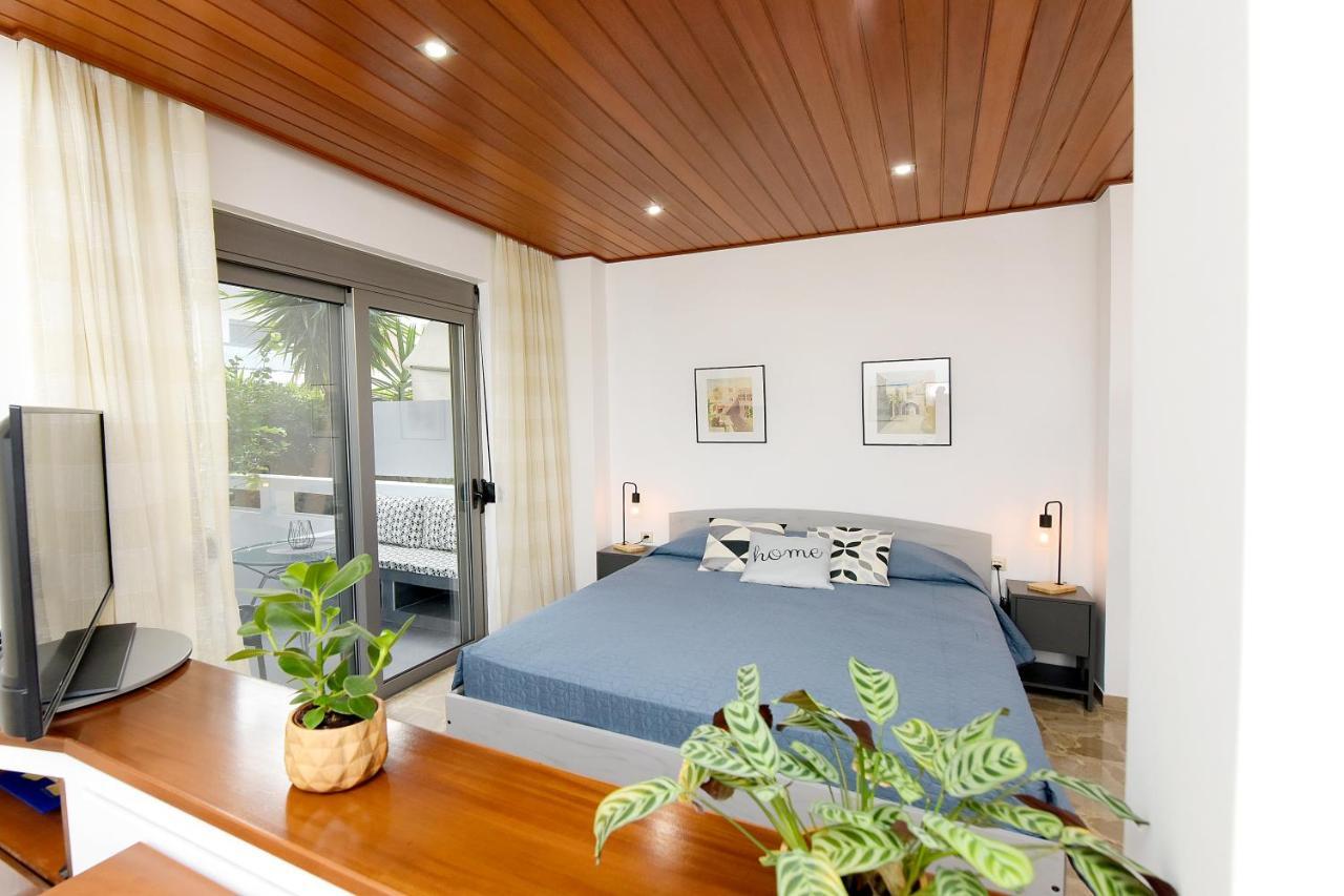 Martha'S Home Rhodes City Екстериор снимка