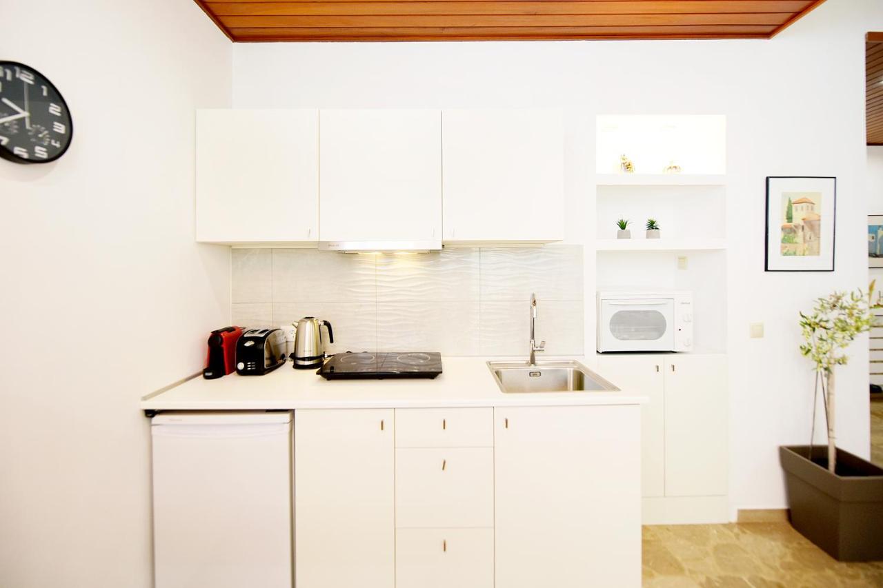 Martha'S Home Rhodes City Екстериор снимка