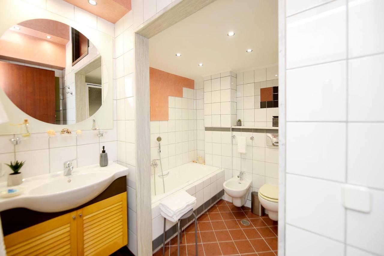 Martha'S Home Rhodes City Екстериор снимка